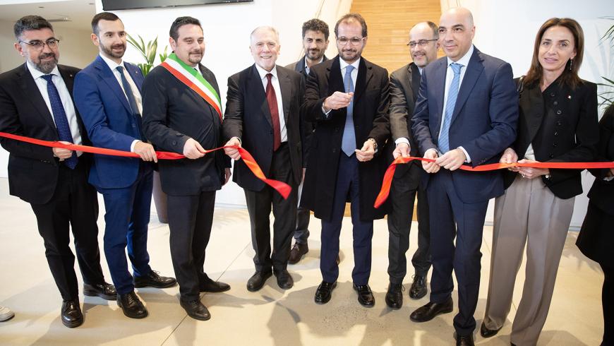 Due nuovi edifici e la White Coat Ceremony